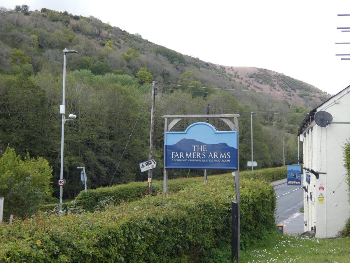 The Farmers Arms, Cwmdu Llanwddyn  Ngoại thất bức ảnh